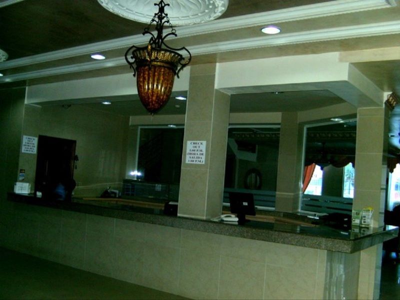 Meryland Hotel Colon Exterior photo